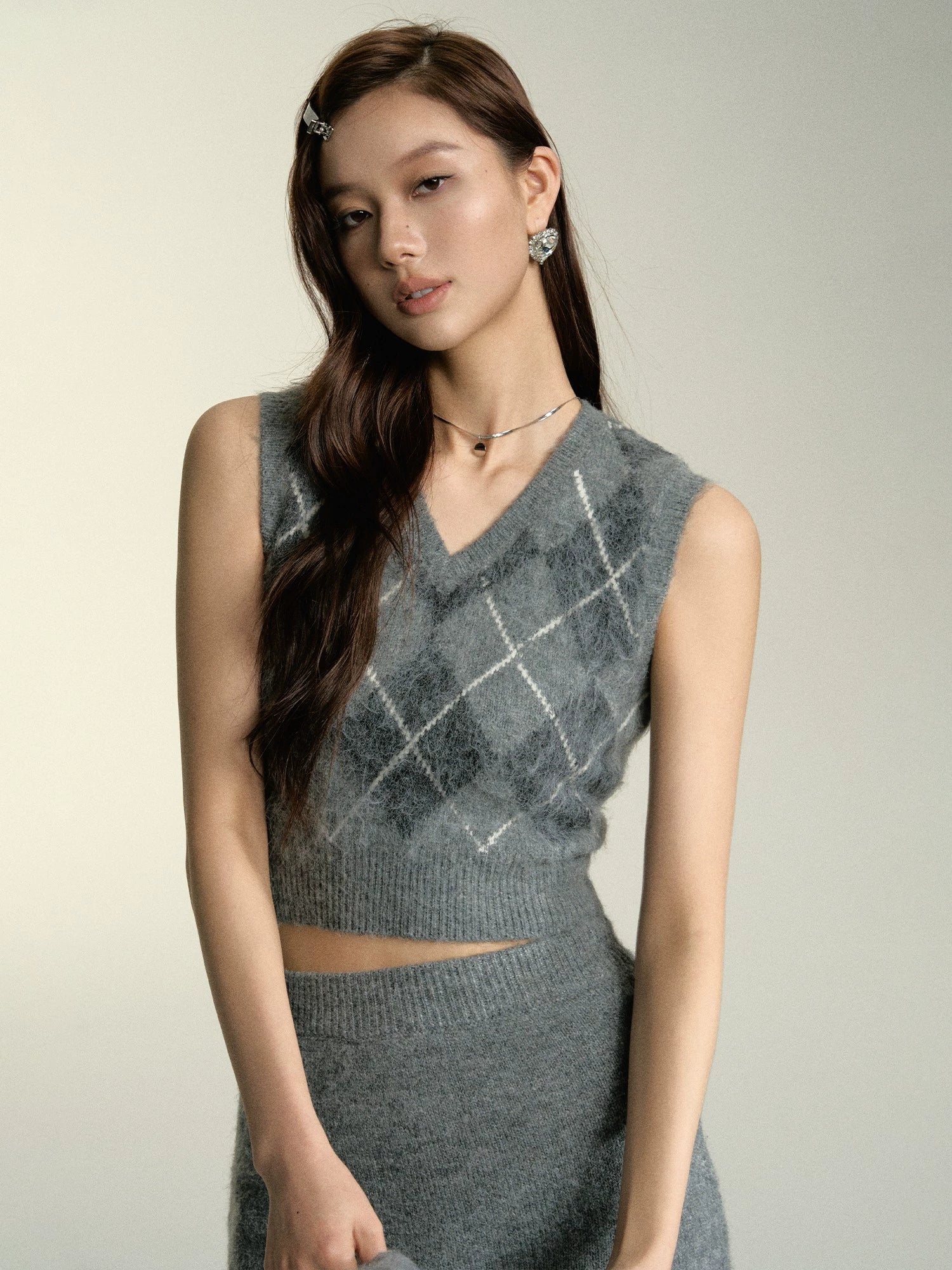 Gray Diamond Pattern Wool Cardigan & Vest